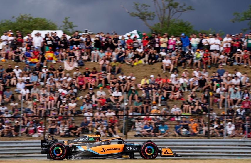 Daniel Ricciardo durante el GP de Hungría con su McLaren