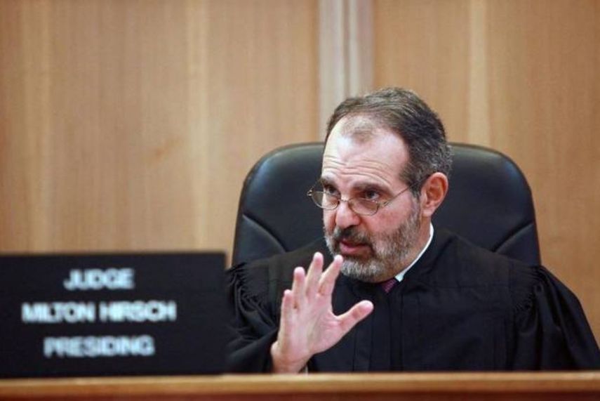 El fallo del juez Milton Hirsch puede llegar demasiado tarde para un ciudadano haitiano que podría ser deportado.