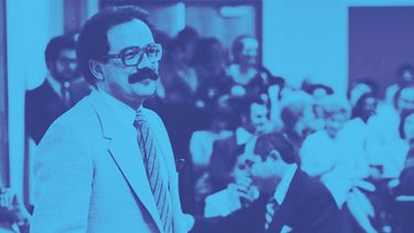 El Dr. Eduardo Padrón en un evento en la década de 1980. El Dr. Eduardo Padrón en un evento en la década de 1980.