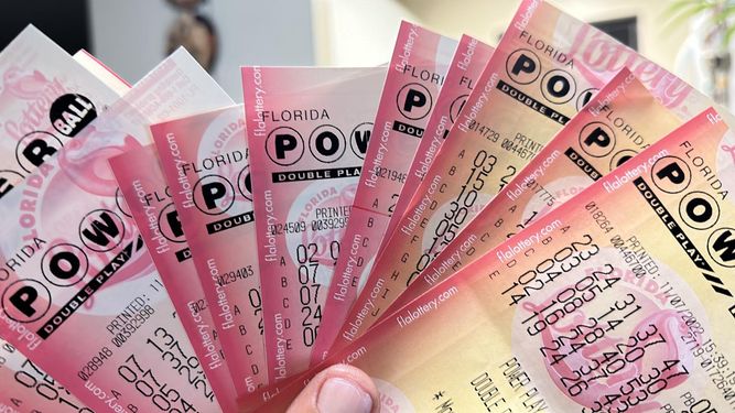 1.10 billones de dólares, con un pago único de $503.4 millones se juegan en la lotería del Powerball para hoy.