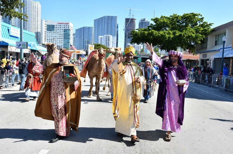 La parada de los Reyes Magos una tradición en Miami