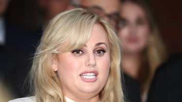 la actriz rebel wilson obtiene una sentencia millonaria por difamacion