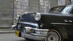 Un auto particular en Holguín