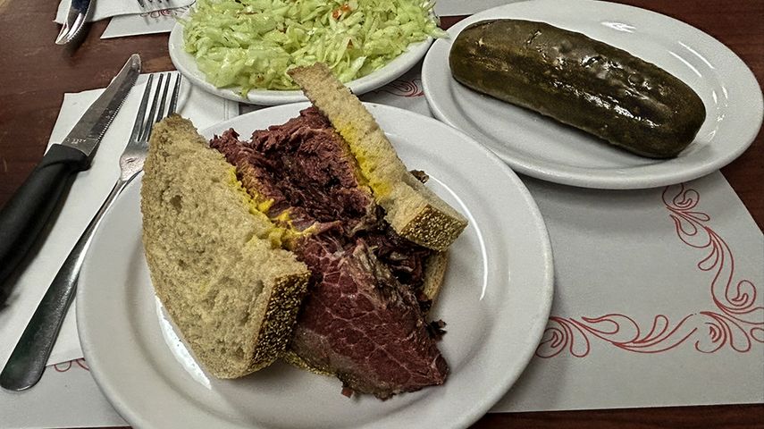 Schwartzs, Montreal.