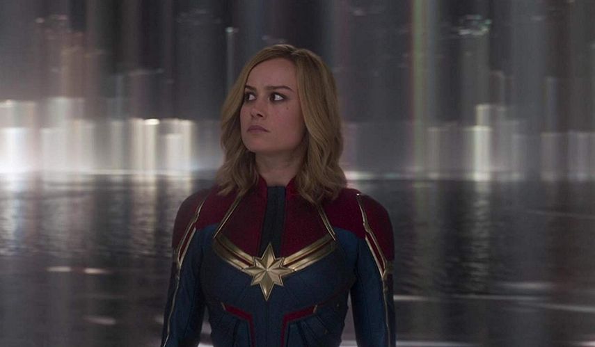 Capitana Marvel se centr&oacute; en Carol Danvers, interpretada por&nbsp;Brie Larson, quien se convierte en una poderosa superhero&iacute;na despu&eacute;s de que la Tierra se vea envuelta en un conflicto gal&aacute;ctico en 1995.&nbsp;