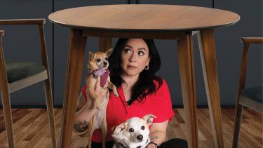 Carla Morrison forma parte de las celebridades que se han unido a PETA Latino para divulgar la compasión hacia los animales.