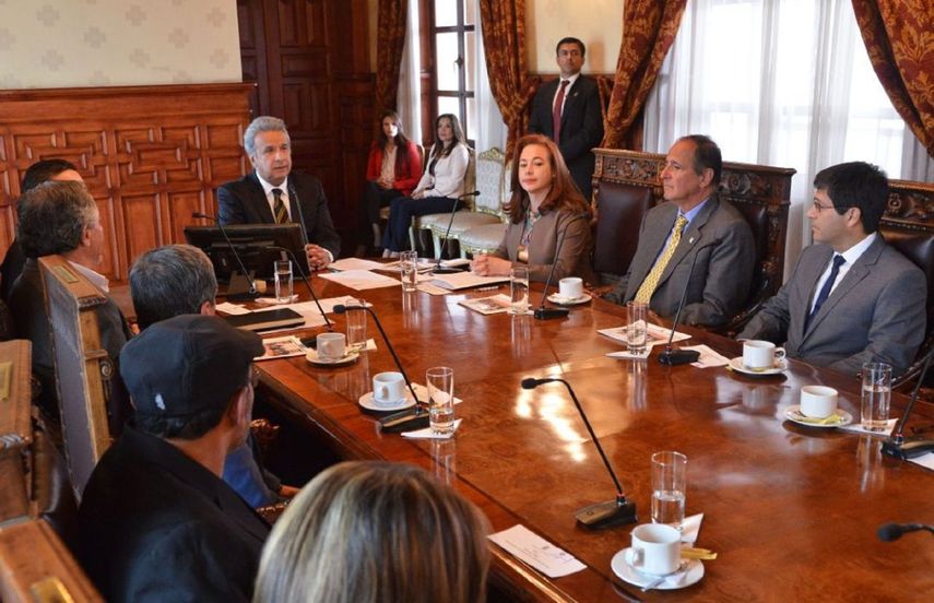 Las negociaciones entre ambas partes se dieron en Quito, en compañía del presidente de Ecuador, Rafael Correa, y la canciller María Fernanda Espinosa