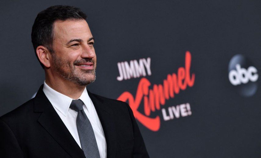 El presentador de televisión estadounidense Jimmy Kimmel llega para Una noche con Jimmy Kimmel en el hotel Roosevelt en Hollywood el 7 de agosto de 2019.&nbsp;
