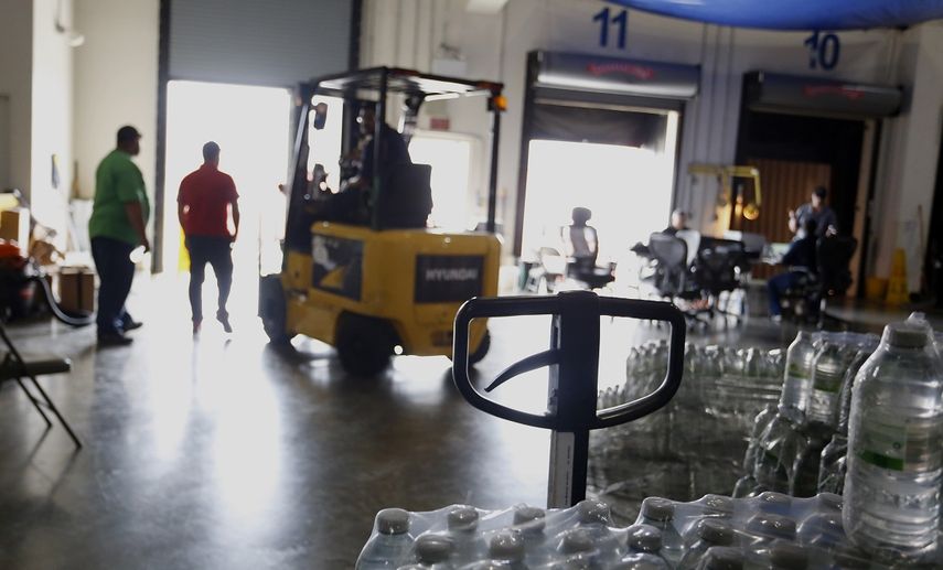 La guía contempla la regulación y la facilitación de envío de ayuda humanitaria a Puerto Rico en respuesta a las necesidades de rescate y recuperación ante el paso del&nbsp;huracán&nbsp;Maria.