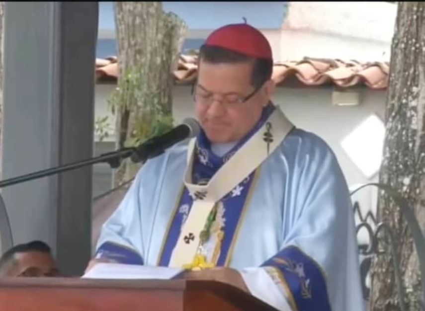 El arzobispo de Barquisimeto, monseñor Polito Rodríguez, elevó una oración por quienes se han visto en la “penosa necesidad de emigrar” de Venezuela en la búsqueda de oportunidades