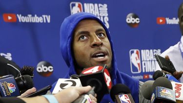 Iguodala, considerado como el mejor jugador defensivo de los Warriors, no ha visto acción con su equipo desde el tercer partido de las finales de la Conferencia Oeste.