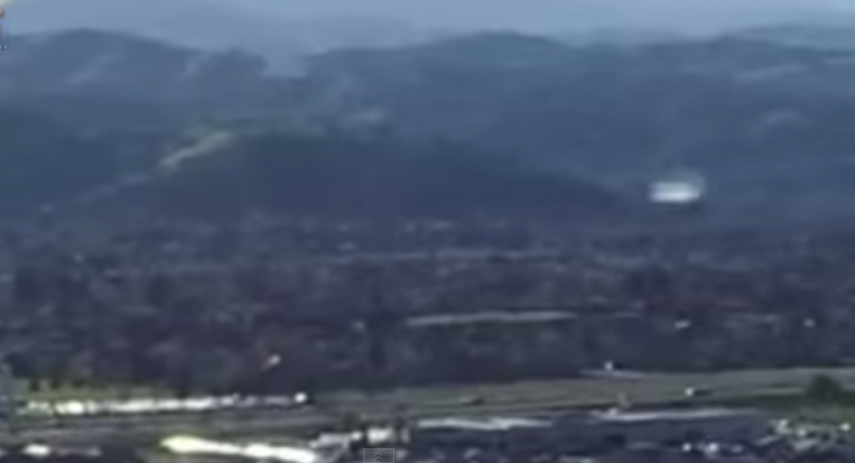 ¿Se trata de una nueva evidencia de que no estamos solos en el Universo? Usted, ¿qué opina? (Foto: captura de youtube)