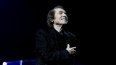 El cantante Raphael durante un concierto en el Wizink Center, el 16 de diciembre de 2021, en Madrid (España).