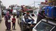 Palestinos huyen de la ciudad de Rafah, en el sur de Gaza, durante una ofensiva israelí por tierra y aire el martes 28 de mayo de 2024.&nbsp;