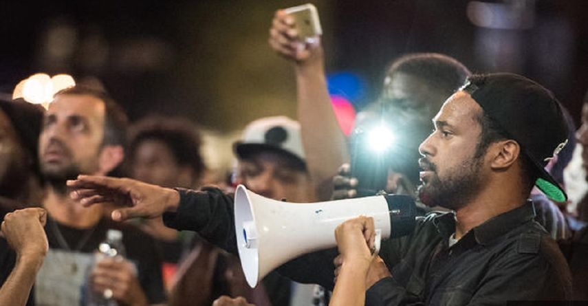 El hecho ha registrado una serie de protestas en la ciudad.