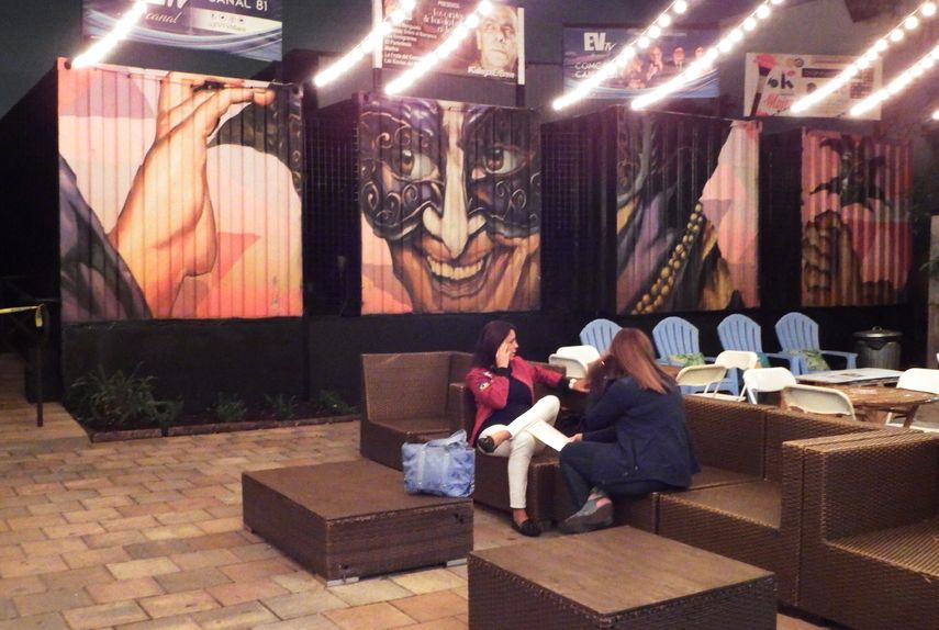 Terraza de los contenedores, en el Paseo de las Artes.