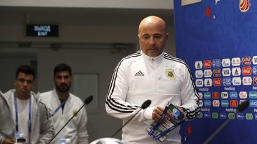 sampaoli, sobre messi: no puede ser que sea el responsable de un fracaso