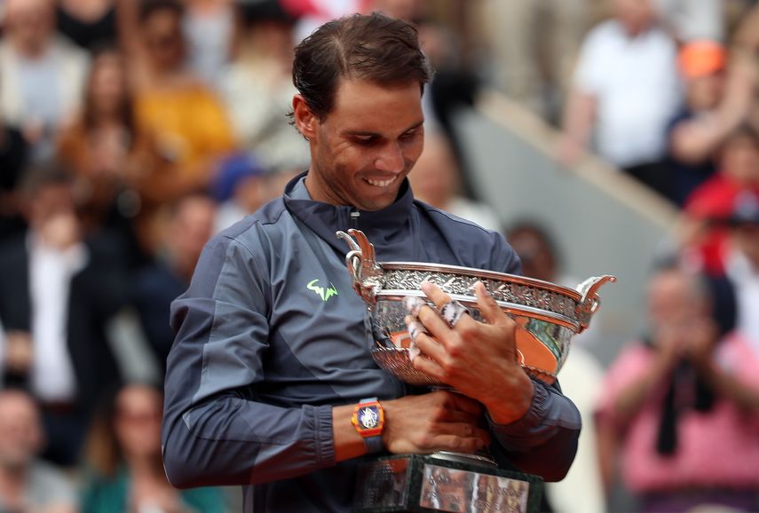 Es increíble, no puedo explicar mis sensaciones. Ya era un sueño jugar la primera vez aquí en 2005, no podía imaginarme que en 2019 volvería a estar aquí, afirmó desde la pista Nadal.