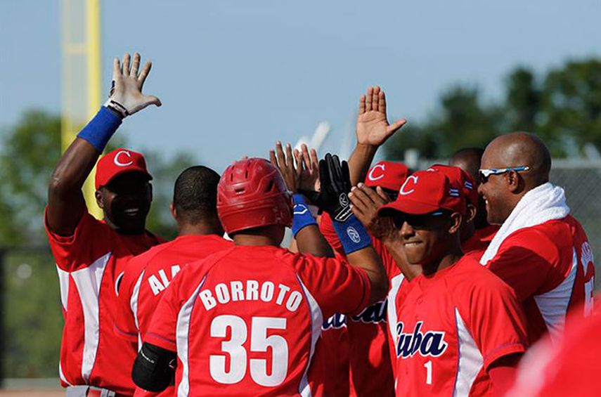 Cuba estaba abajo en el marcador en el octavo inning. (EFE)