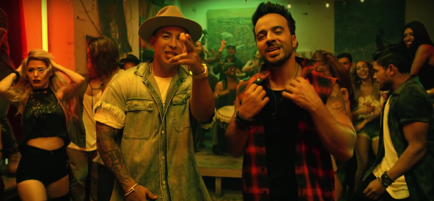 Luis Fonsi y Daddy Yankee en el video Despacito.