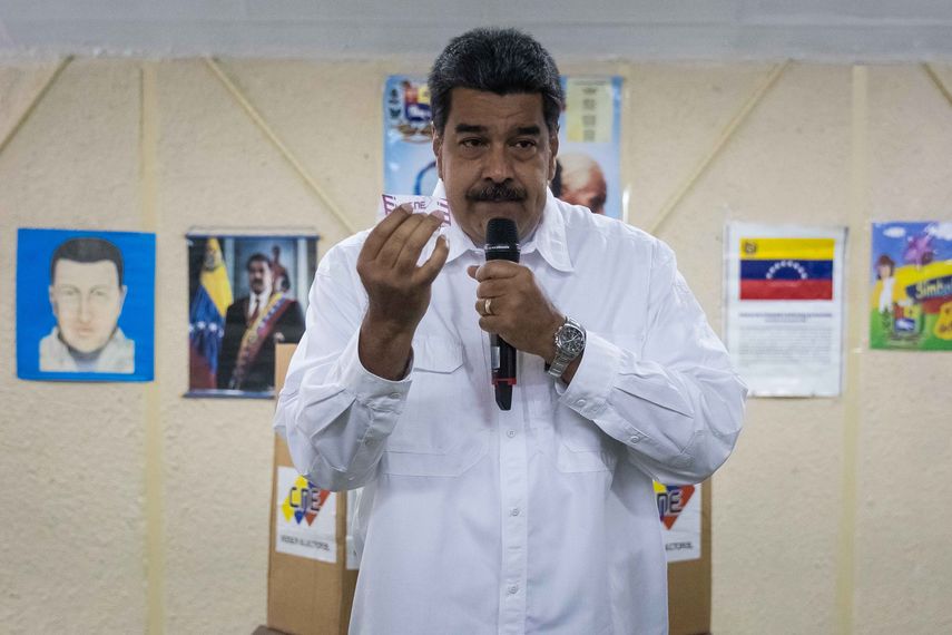 El presidente de&nbsp;Venezuela, Nicolás Maduro, participa en un simulacro electoral en la Escuela Ecológica Simón Rodríguez, ubicada en el Fuerte Tiuna de Caracas.