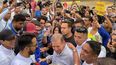 Al final de nuestra jornada encontré a un grupo de jóvenes haciendo activismo por la causa de todos, señaló el candidato opositor venezolano Edmundo González Urrutia el 7 de mayo