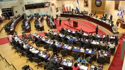 Congreso aprobó parte del paquete fiscal propuesto por ejecutivo de El Salvador.