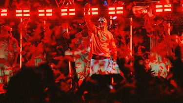 Daddy Yankee afirma que se despide, con recital final en Miami. La canción Gasolina ingresó al Registro Nacional de Grabaciones.