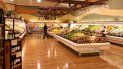 Vista del área de frutas y vegetales de Sedanos Supermarket.