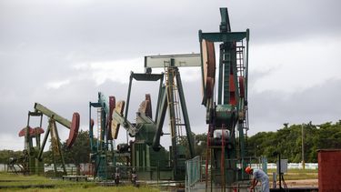 Además de la caída de las exportaciones, el detonante de la situación en Cuba ha sido la grave crisis en Venezuela, principal aliado político y comercial del régimen comunista desde 2003.