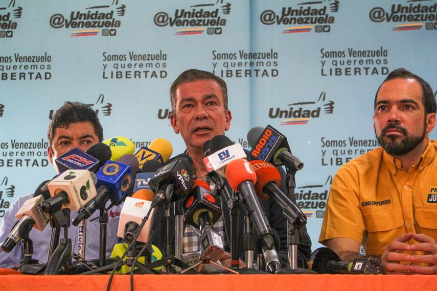 La oposición venezolana, reunida en la Mesa de la Unidad Democrática (MUD) reiteró que cualquier avance, pausa o retroceso será informado oportunamente