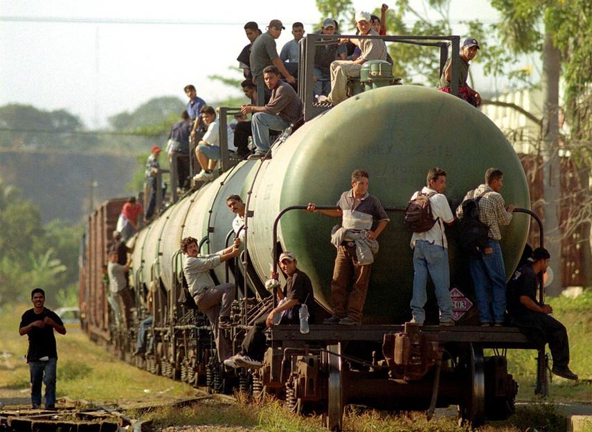 Más de 400 inmigrantes murieron en su camino a EEUU solo en 2015.