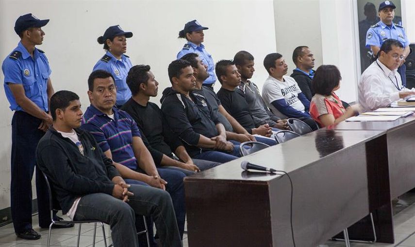 Fotografía de la audiencia este jueves 30 de julio de 2015, contra policías nicaragüenses acusados de homicidio imprudente. (EFE)