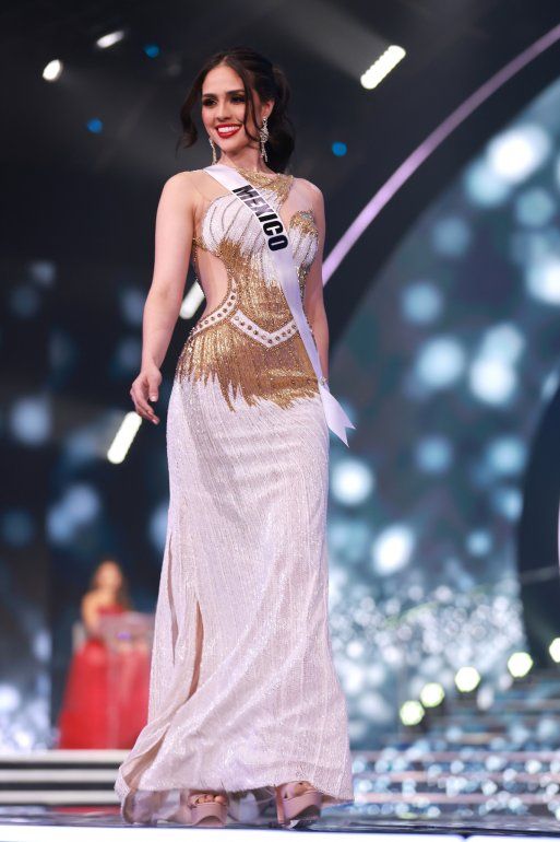 Concursantes de Miss Universo 2021 lucen en traje de gala