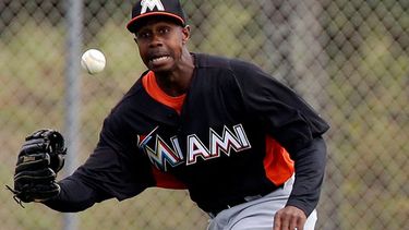 Pierre jugó por última vez en las Grandes Ligas con los Marlins en 2013 (AP)