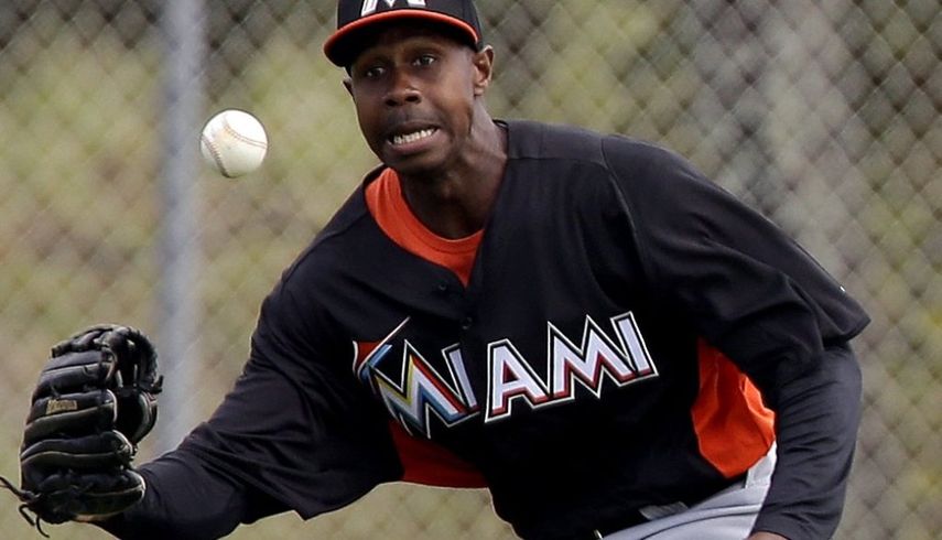 Juan Pierre se encuentra trabajando como instructor de los Marlins en los entrenamientos primaverales.