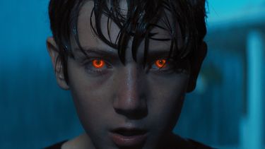 Sí, es un poco distinta a las demás. Lo que hice fue coger las cosas que me gustan de las películas de superhéroes y combinarlas con las que me gustan del género del terror, comenta el director.&nbsp;