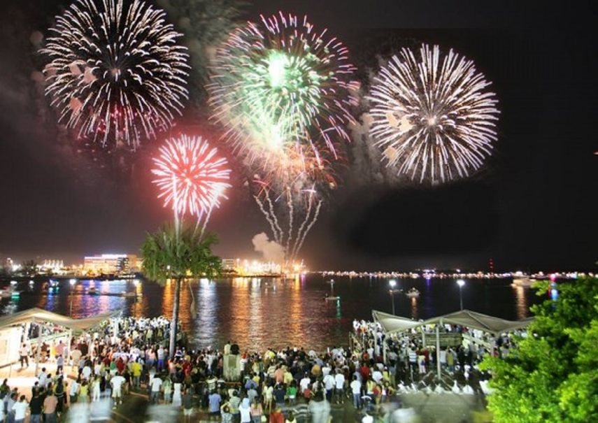 Desde el Bayfront Park se puede disfrutar de los fuegos artificiales del 4 de julio.&nbsp;