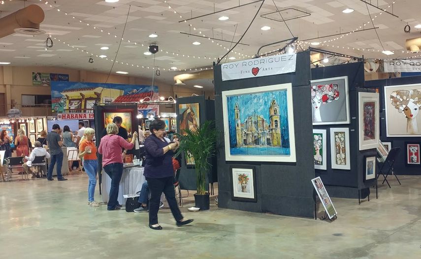 Las artes plásticas tienen un lugar reservado en la feria Cubanostalgia.