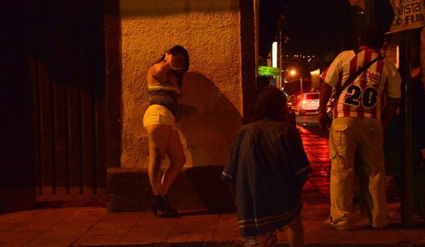 En Ocaña detuvieron a 30 venezolanas ejerciendo la prostitución.