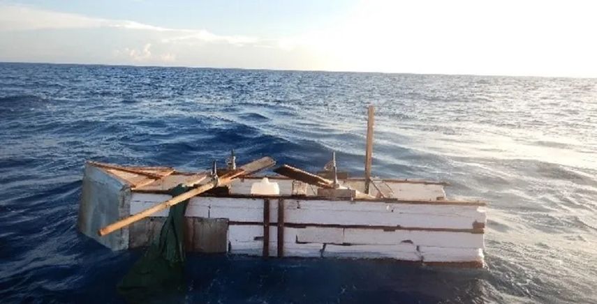 Rescatan a 41 balseros cubanos en las costas de México