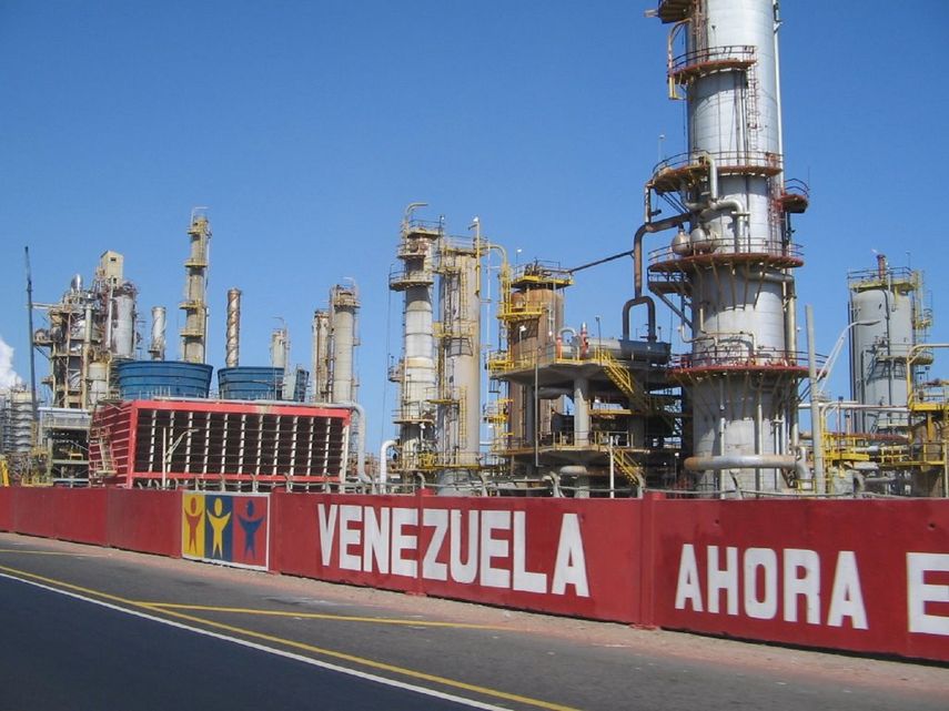 Las acciones&nbsp;en contra de PDVSA serían parte de un conjunto de sanciones que se aplicarían al país.