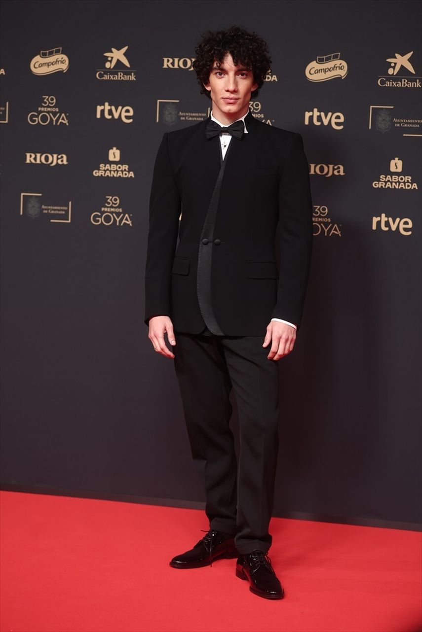 El actor Jorge López posa en la alfombra roja de la 39º edición de los Premios Goya, en el Palacio de Exposiciones y Congresos de Granada, el 8 de febrero de 2025, en Granada, Andalucía (España).&nbsp;
