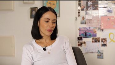 La colombiana Carolina González Bohbot denunció que los secuestrados por Hamás en medio del conflicto árabe israelí&nbsp; están viviendo un holocausto. Su esposo, Elkana Bohbot, vive diariamente con un trozo de paz