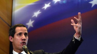 El líder opositor Juan Guaidó explica los ingresos y gastos de su gobierno paralelo en Caracas, Venezuela, el viernes 16 de septiembre de 2022. 