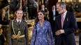 La princesa Leonor, la reina Letizia y el rey Felipe VI durante una recepción con motivo del Día de la Fiesta Nacional de España, en el Palacio Real, a 12 de octubre de 2023, en Madrid (España).&nbsp;