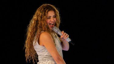 Shakira actúa un concierto de la gira Las mujeres ya no lloran, en Bogotá.&nbsp;