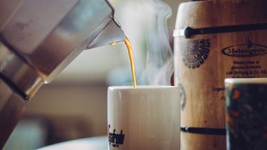 65% de los estadounidenses beben café todos los días, de acuerdo con una encuesta de la Asociación Nacional del Café