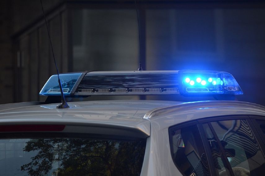 Cualquier persona con información debe comunicarse con la Unidad de Policía al (305) 603-6370.