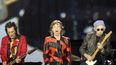 Ronnie Wood, izquierda, Mick Jagger, centro, y Keith Richards, de los Rolling Stones en el estadio Anfield en Liverpool, Inglaterra durante un concierto de su gira Sixty el 9 de junio de 2022.&nbsp;